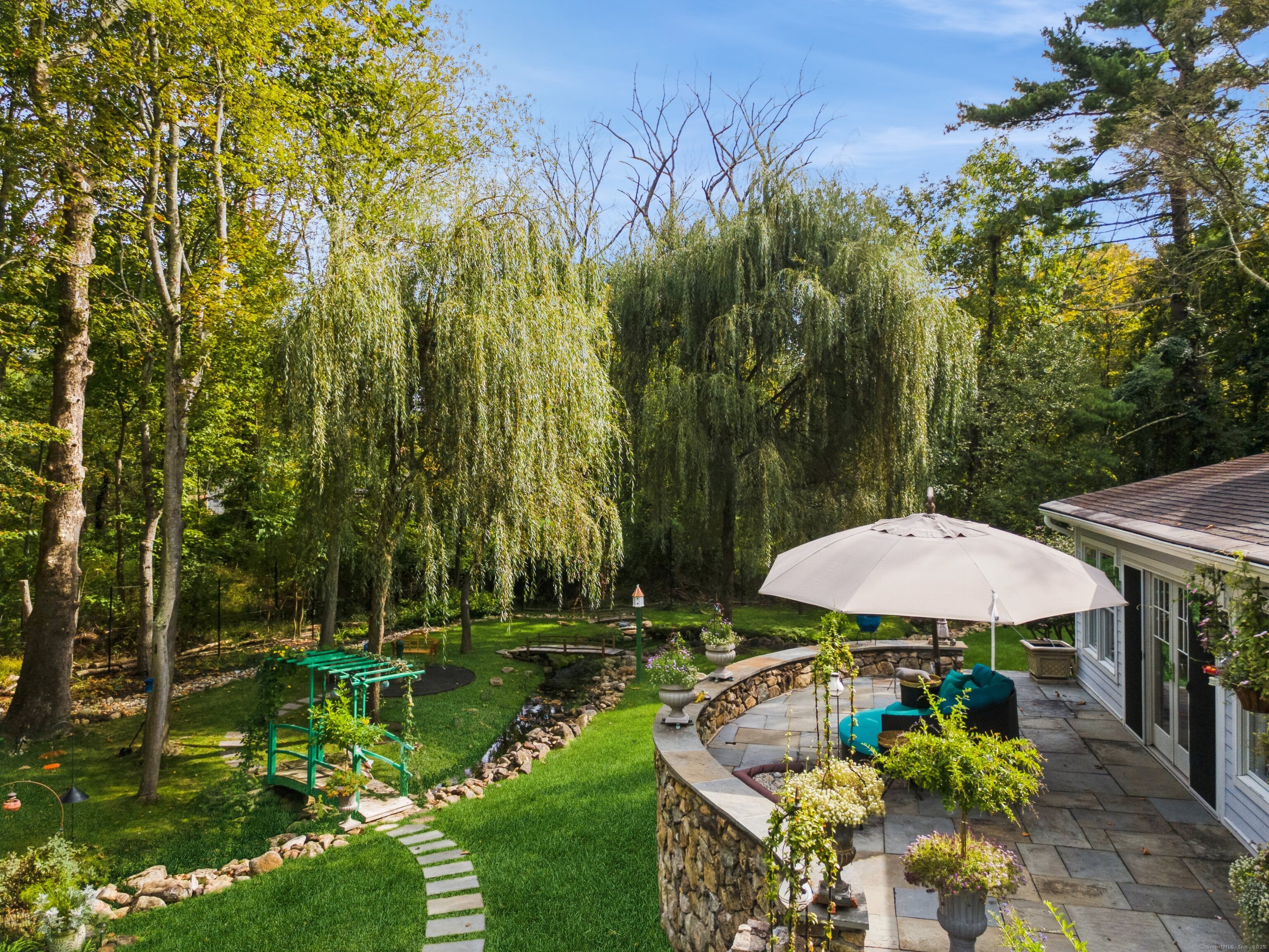 4 Burr Farms Road Westport, CT 06880 - Photo 26 of 40