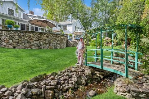 $2,218,000 | 4 Burr Farms Road, Westport, CT 06880