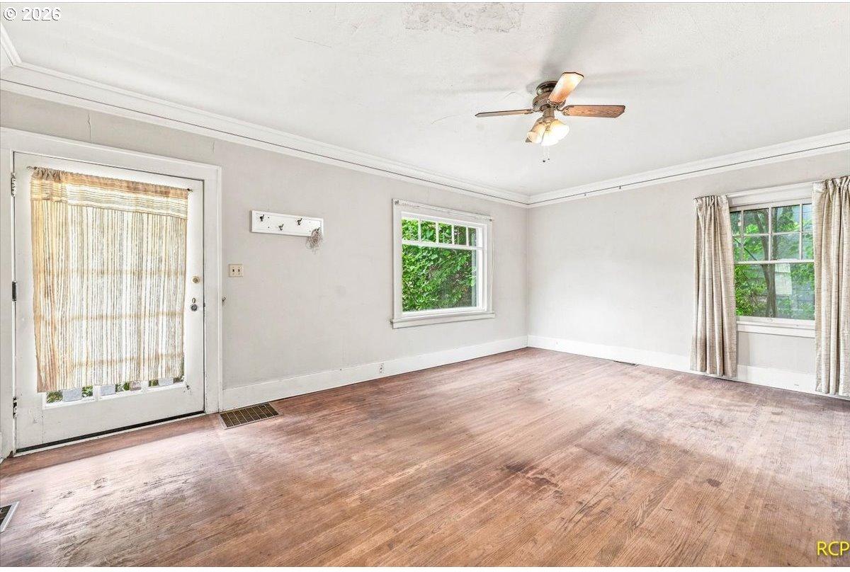 2113 North Sumner Street Portland, OR 97217 - Photo 5 of 30 Gallery Image 5