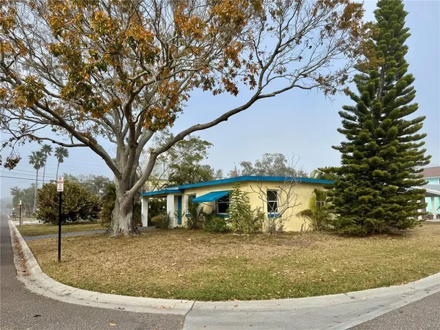 $469,000 | 200 10th Avenue North, Indian Rocks Beach, FL 33785