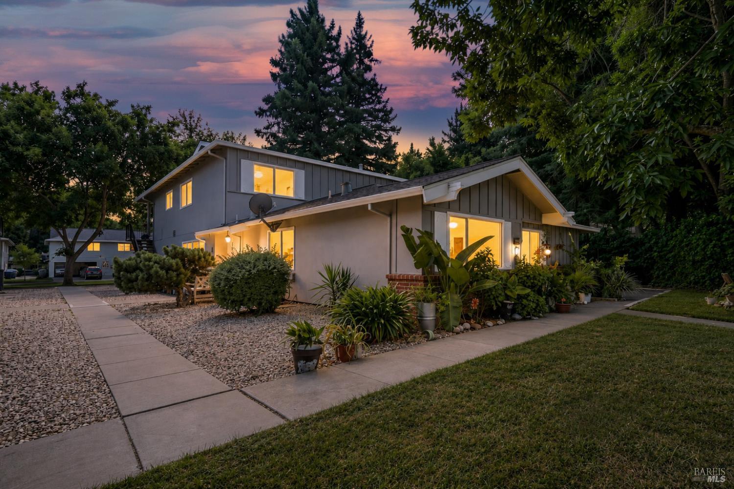 142 Del Rio Circle, Unit 2 Vacaville, CA 95687 - Photo 2 of 41