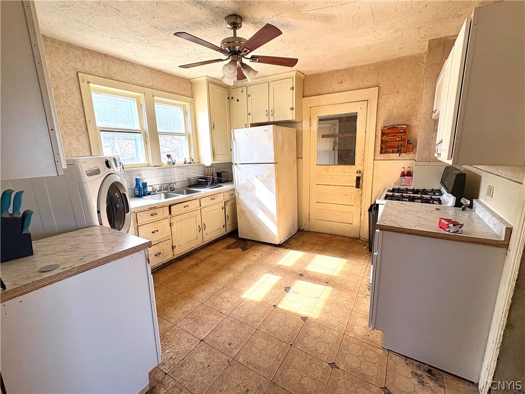 309 State Street Auburn, NY 13021 - Photo 7 of 12