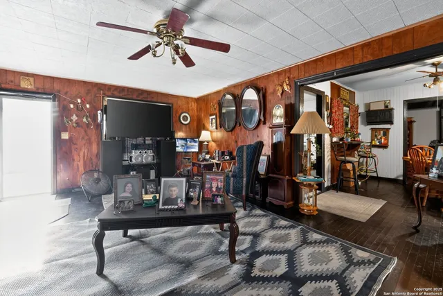 $85,000 | 808 North Adams Street, Beeville, TX 78102