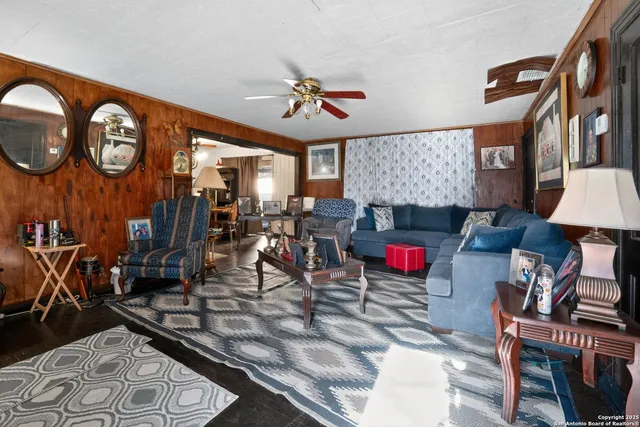 $85,000 | 808 North Adams Street, Beeville, TX 78102