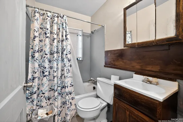 $85,000 | 808 North Adams Street, Beeville, TX 78102