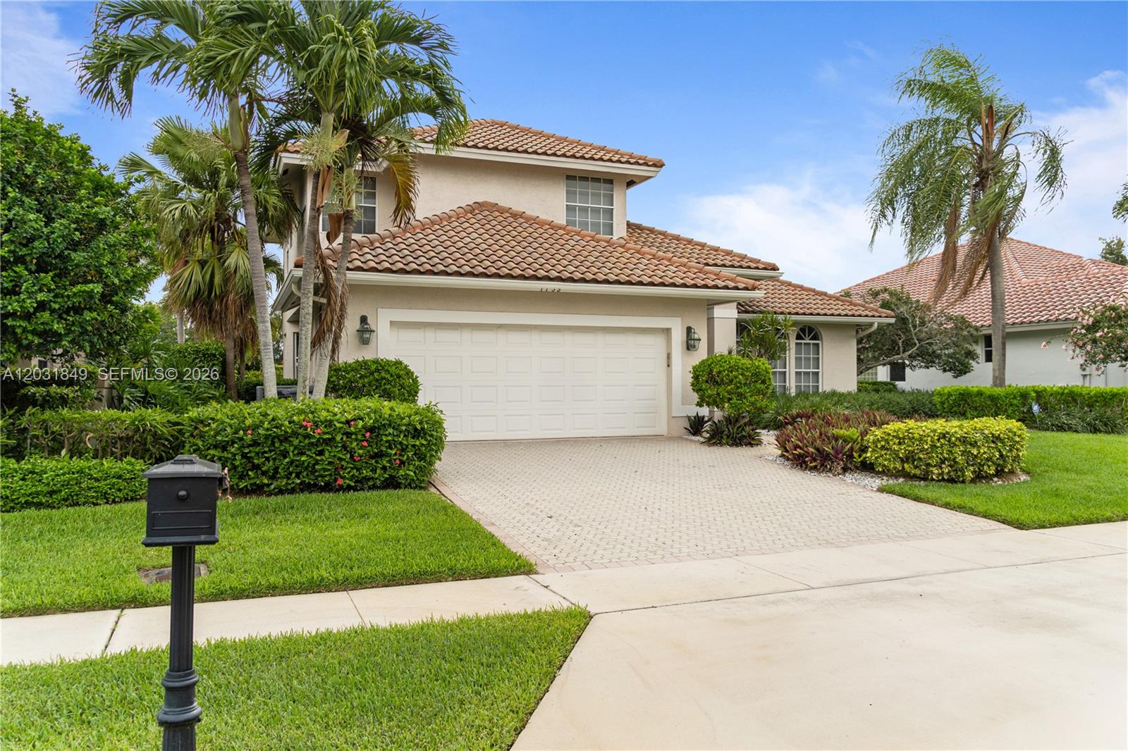 7759 La Corniche Circle Boca Raton, FL 33433 - Photo 3 of 37
