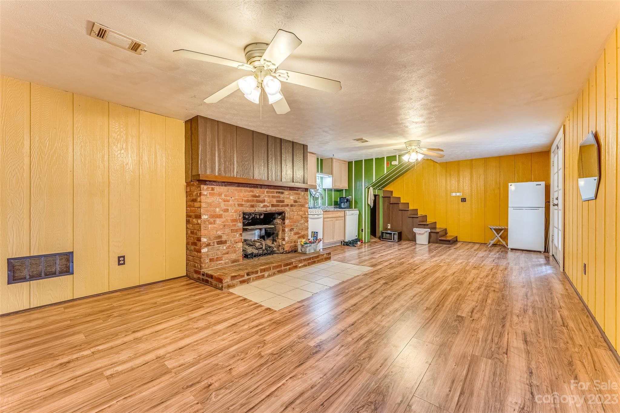 183 Wiggins Road Candler, NC 28715 - Photo 30 of 48 Gallery Image 30