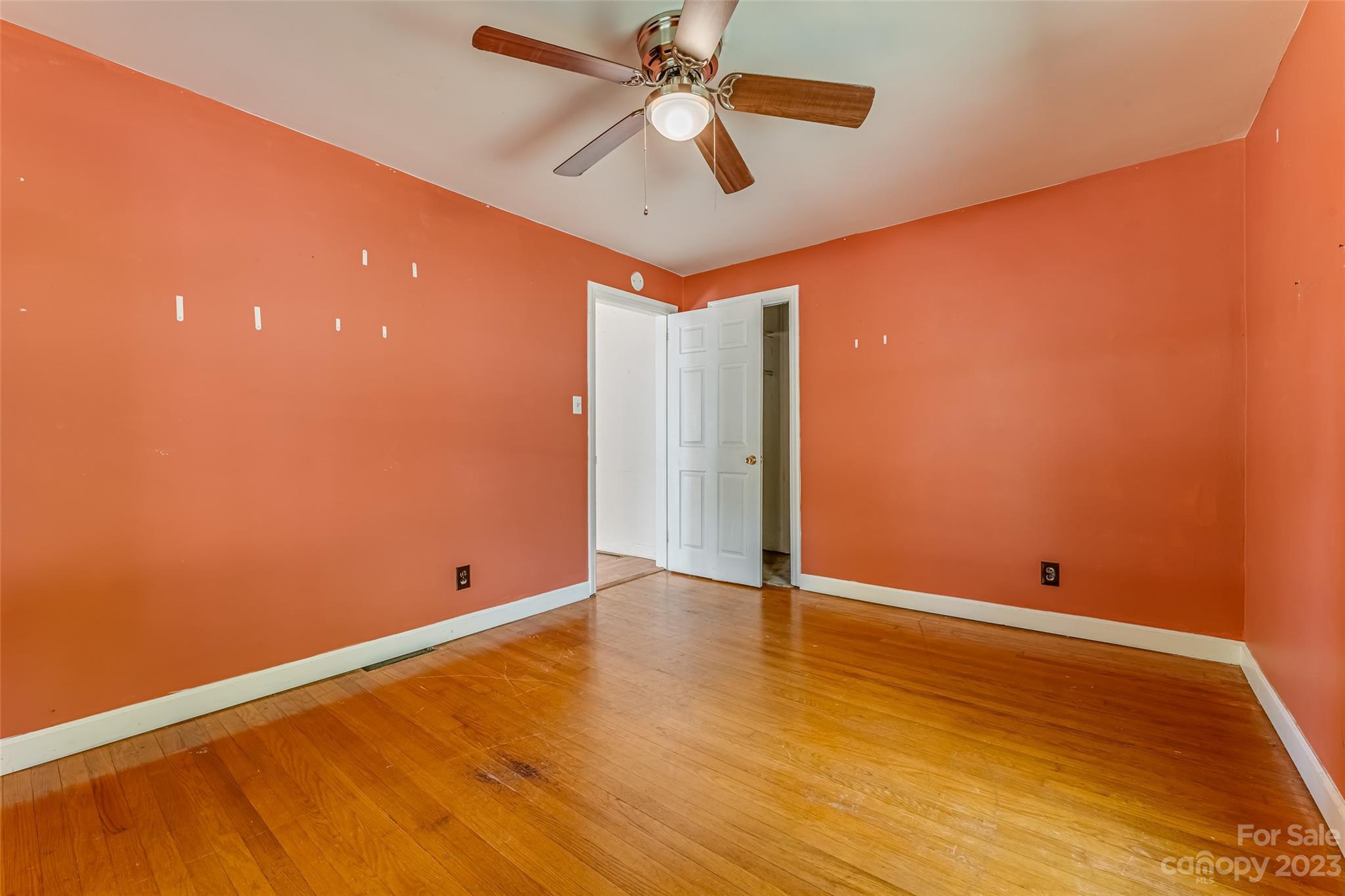 183 Wiggins Road Candler, NC 28715 - Photo 10 of 48 Gallery Image 10