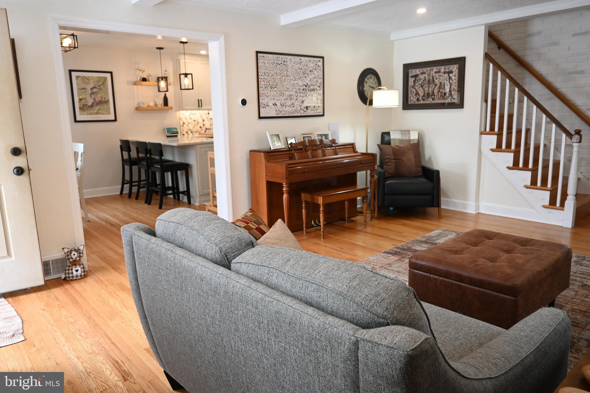 514 Springview Lane Springfield, PA 19064 - Photo 3 of 33 a living room with furniture and wooden floor