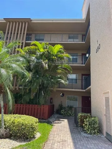 $110,000 | 480 Northwest 76th Avenue, Unit 306, Margate, FL 33063