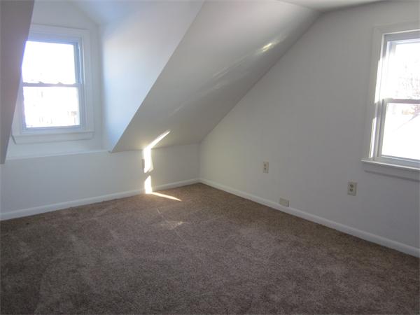 88 Derryfield Avenue Springfield, MA 01118 - Photo 13 of 16 Gallery Image 13