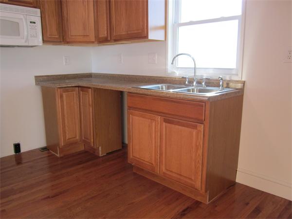 88 Derryfield Avenue Springfield, MA 01118 - Photo 4 of 16 Gallery Image 4