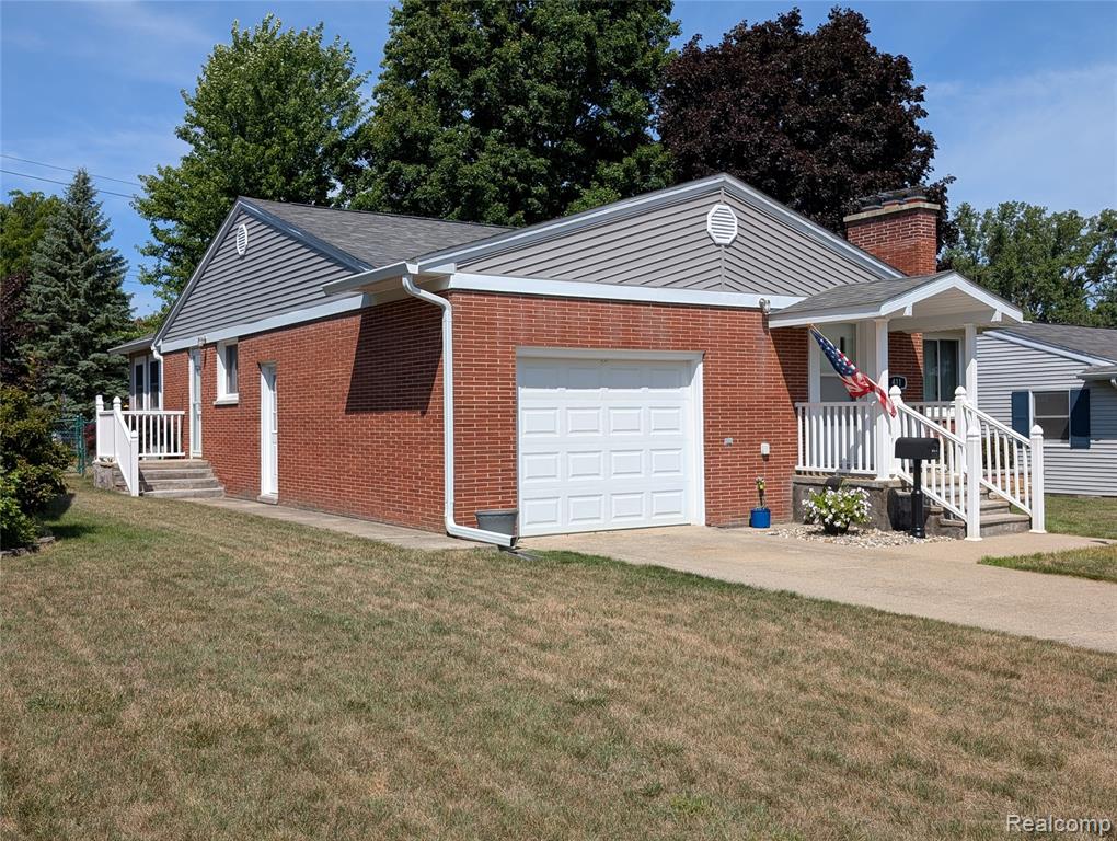 411 Cleveland Street Bad Axe, MI 48413 - Photo 5 of 56