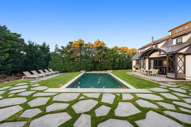 a view of fountain in a bathroom