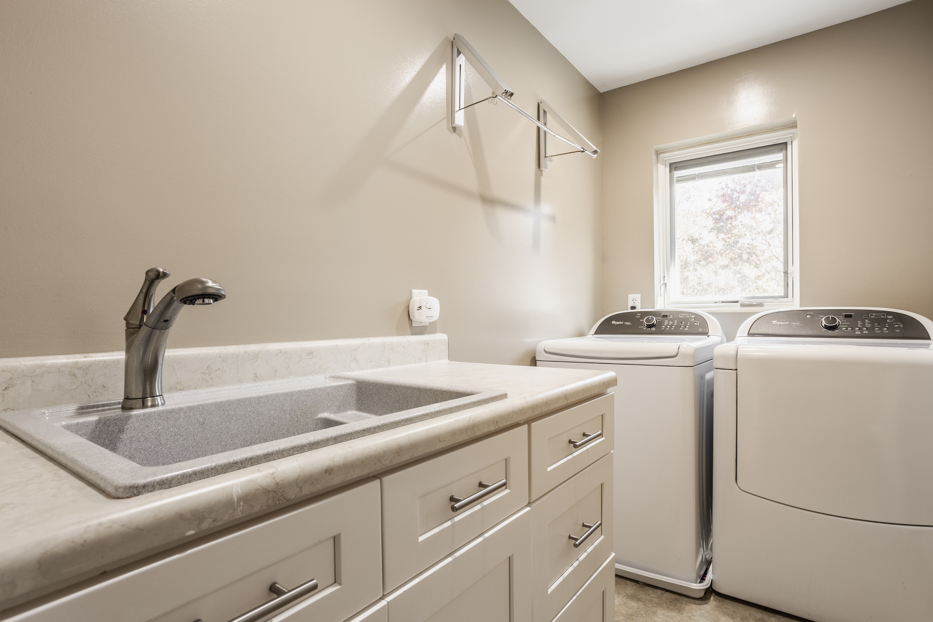 8073 Claridge Road Indianapolis, IN 46260 - Photo 15 of 28 Gallery Image 15