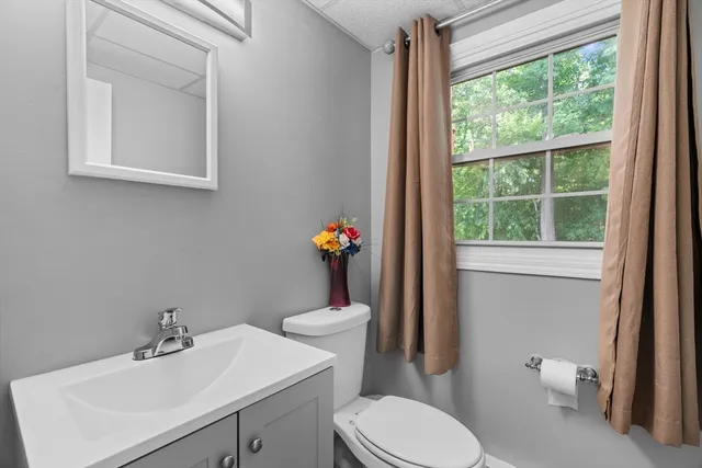 $340,000 | 68 Crest Circle, Worcester, MA 01603