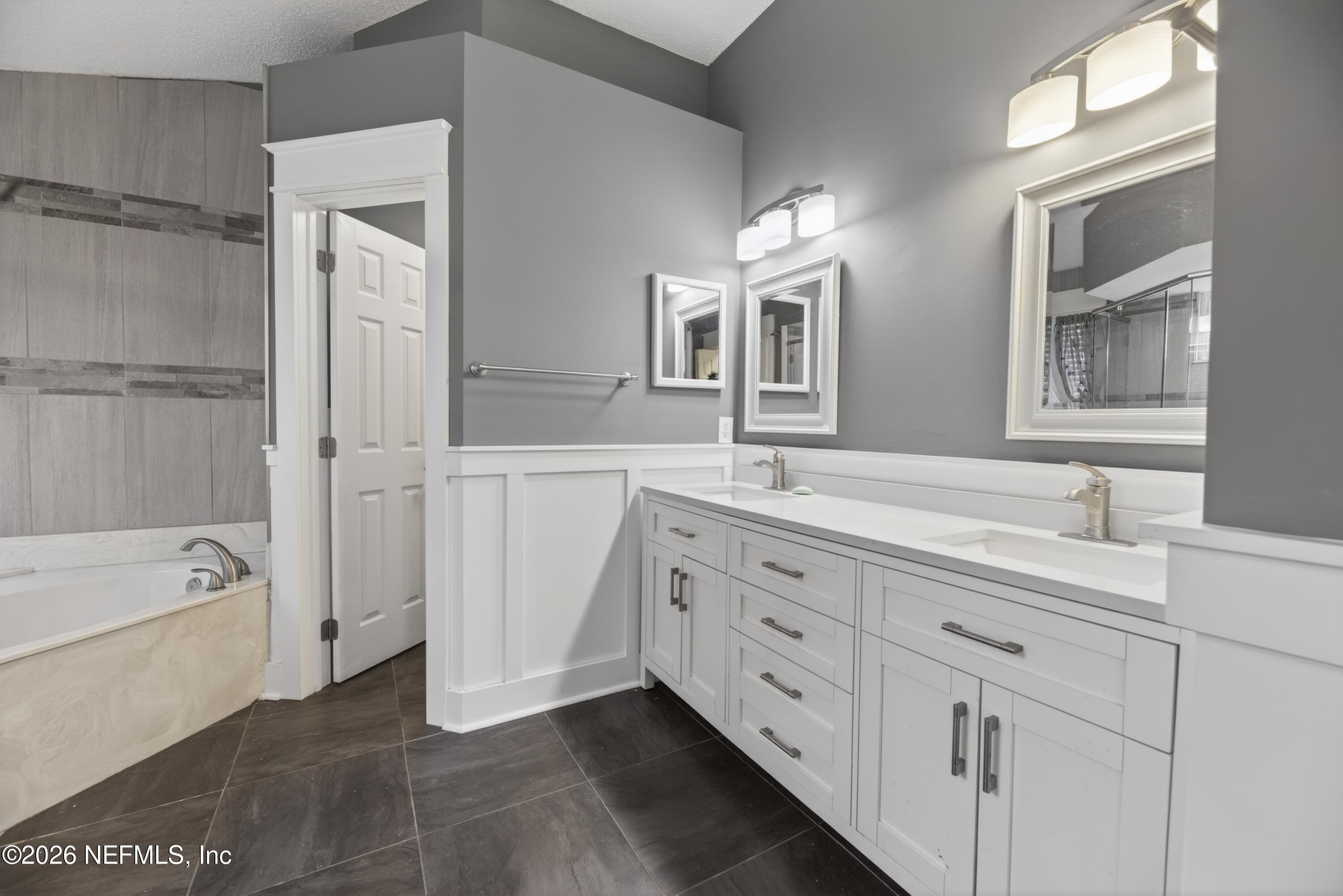 2927 Waters View Circle Orange Park, FL 32073 - Photo 11 of 36 AZ3A3146
