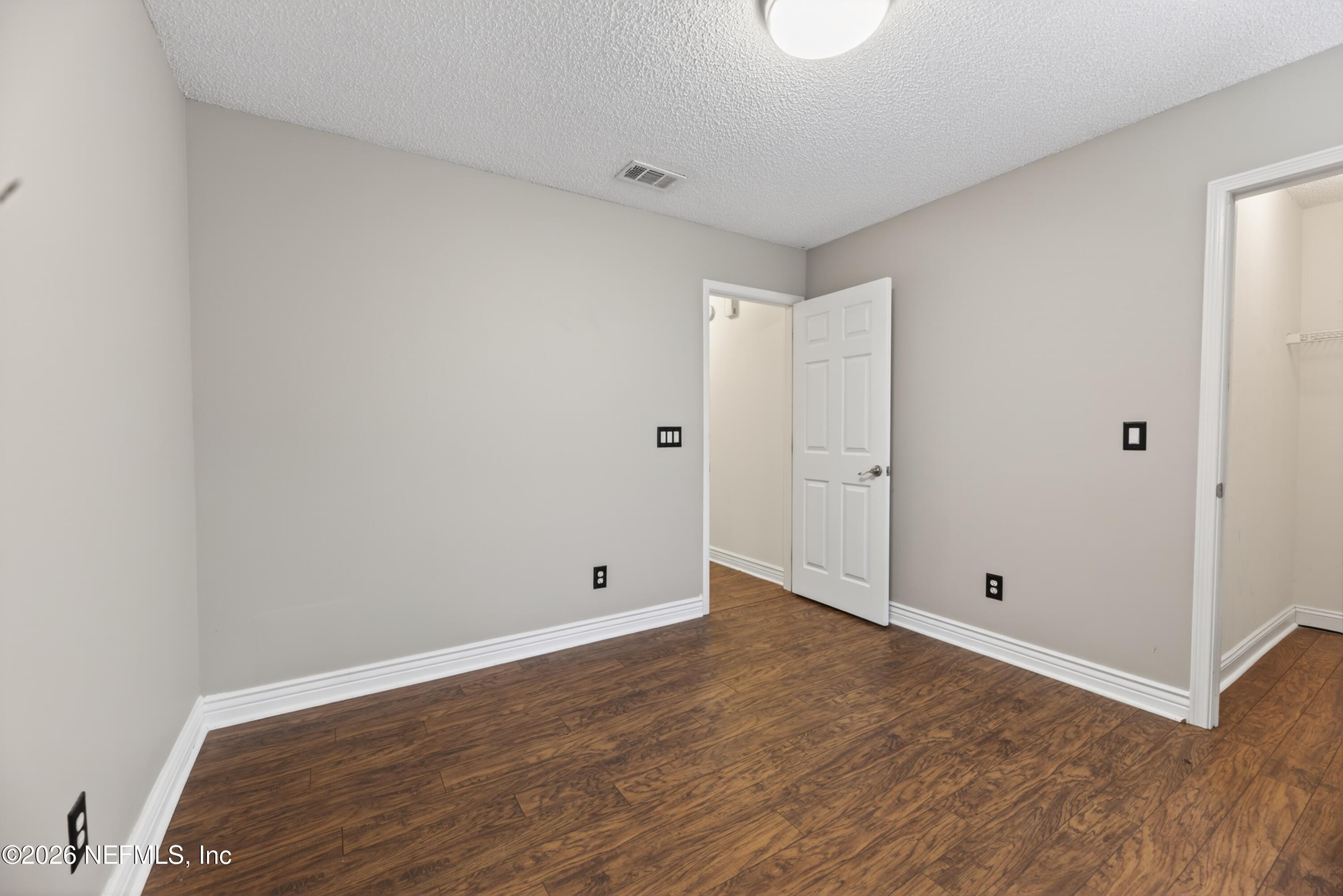 2927 Waters View Circle Orange Park, FL 32073 - Photo 30 of 36 AZ3A3031