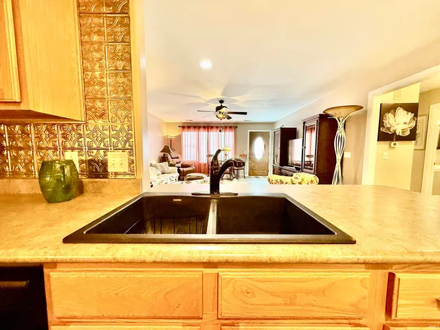 $224,900 | 1919 Greyson Drive, Auburn, IN 46706