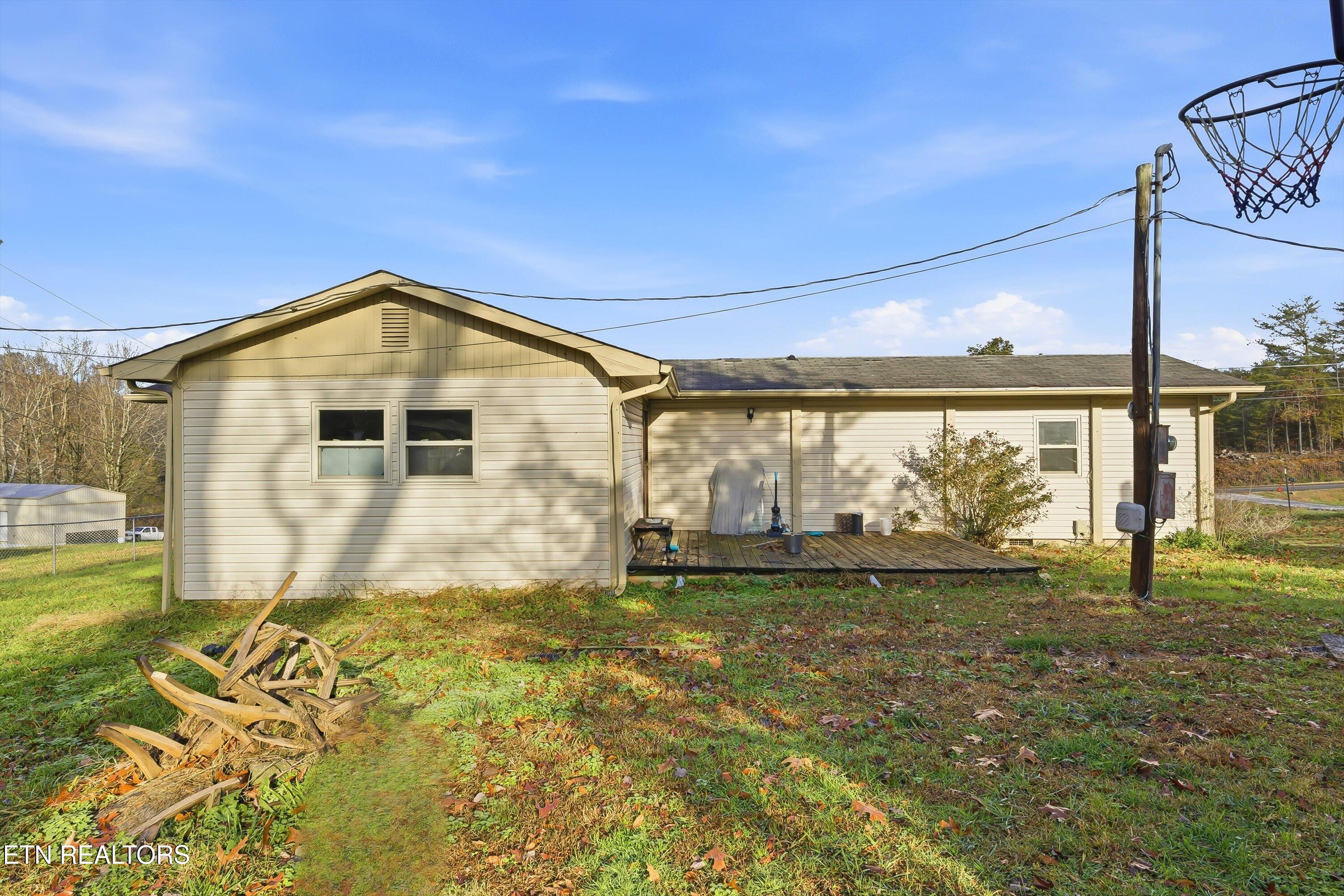 2811 Gobbler Road Strawberry Plains, TN 37871 - Photo 18 of 21 18-2811 Gobbler Rd-18