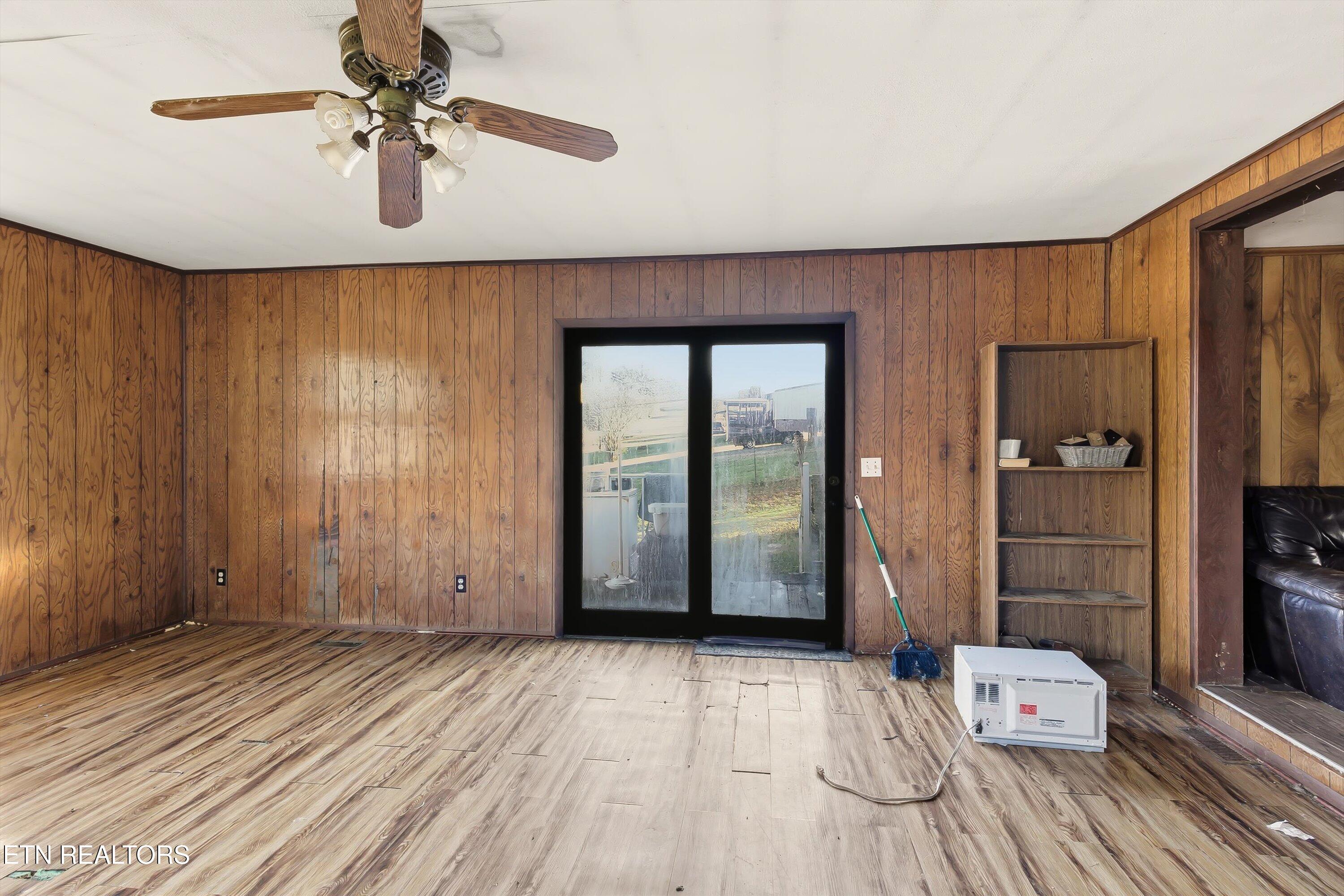 2811 Gobbler Road Strawberry Plains, TN 37871 - Photo 6 of 21 06-2811 Gobbler Rd-6