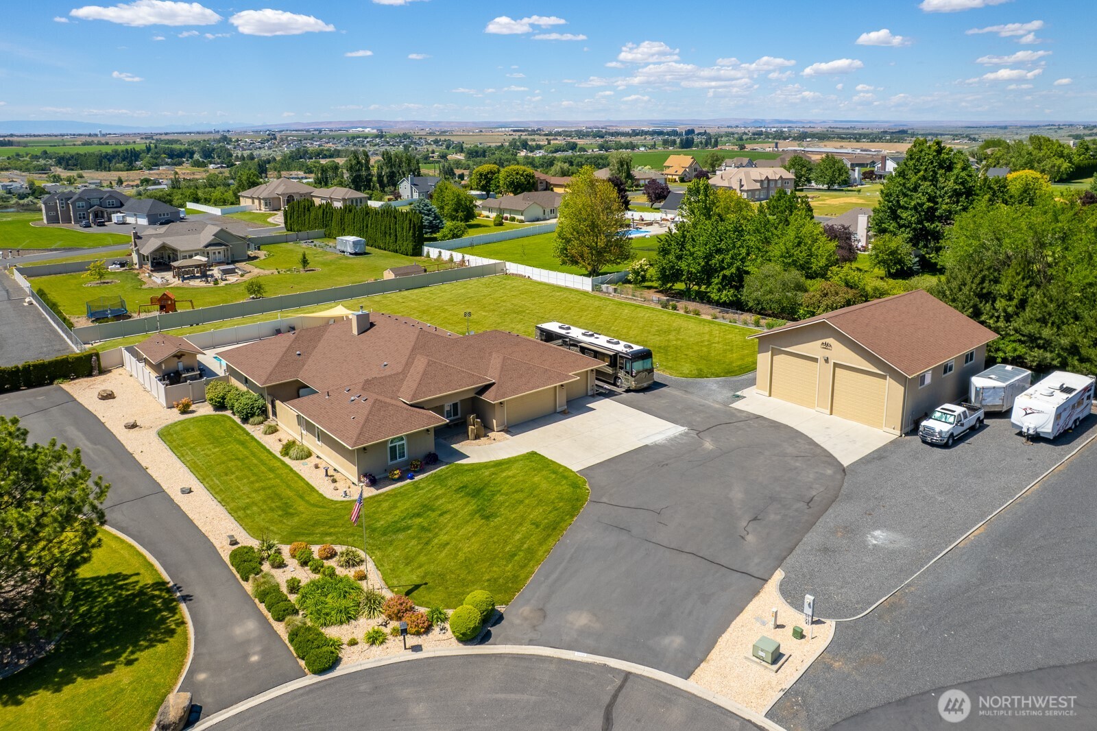 5094 Rd K.8 Northeast Moses Lake, WA 98837 - Photo 5 of 40