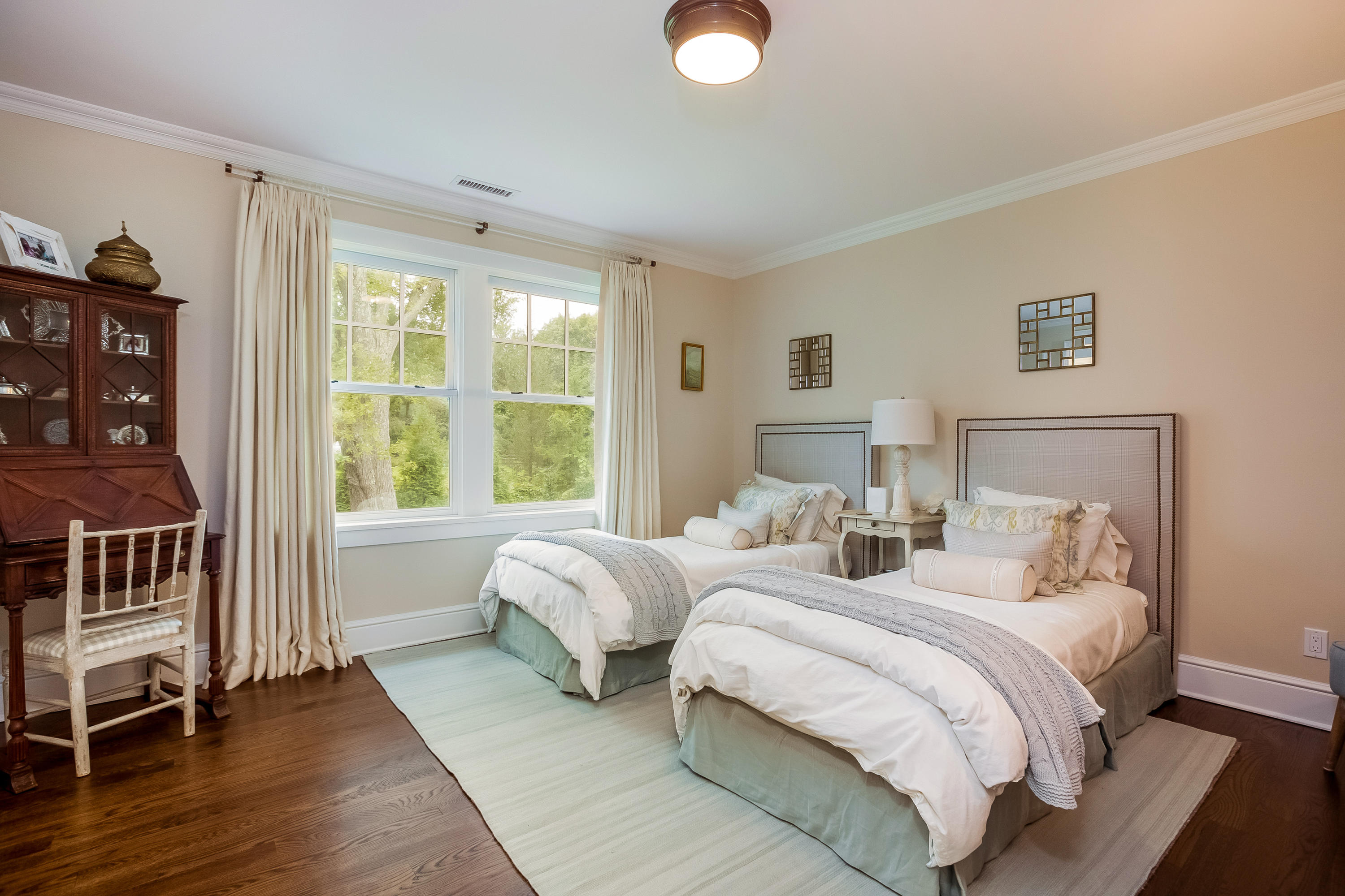 71 Greenleaf Avenue Darien, CT 06820 - Photo 32 of 59 032-Bedroom-4714312-large