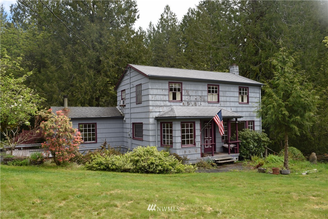 6030 East Grapeview Loop Road Allyn, WA 98524 - Photo 1 of 25 Gallery Image 1
