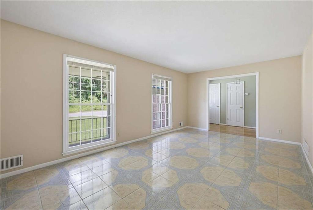 2969 Stratford Mill Road Lithonia, GA 30038 - Photo 8 of 37