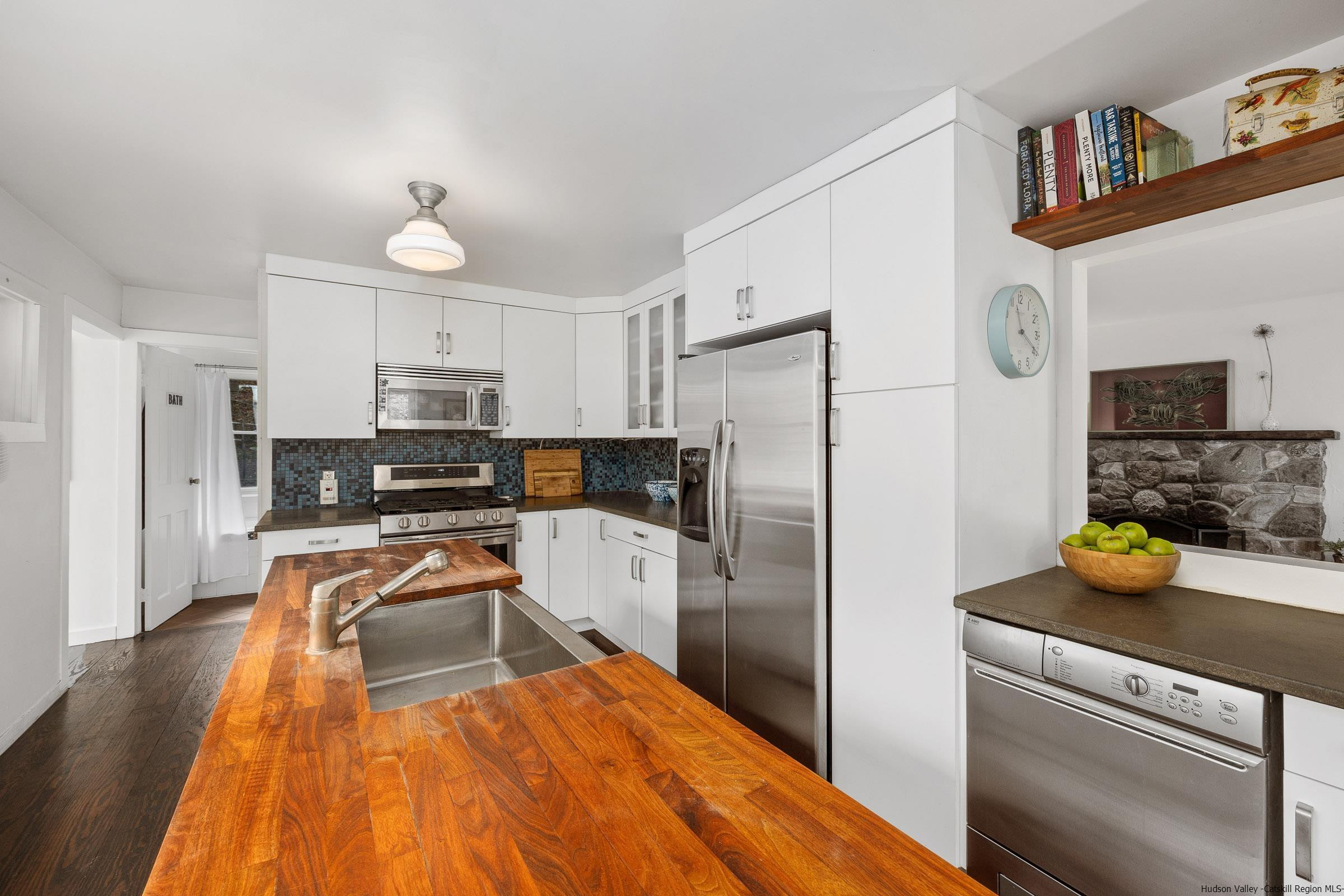 126 Old Rte 212 Saugerties, NY 12477 - Photo 12 of 28 Photo 12