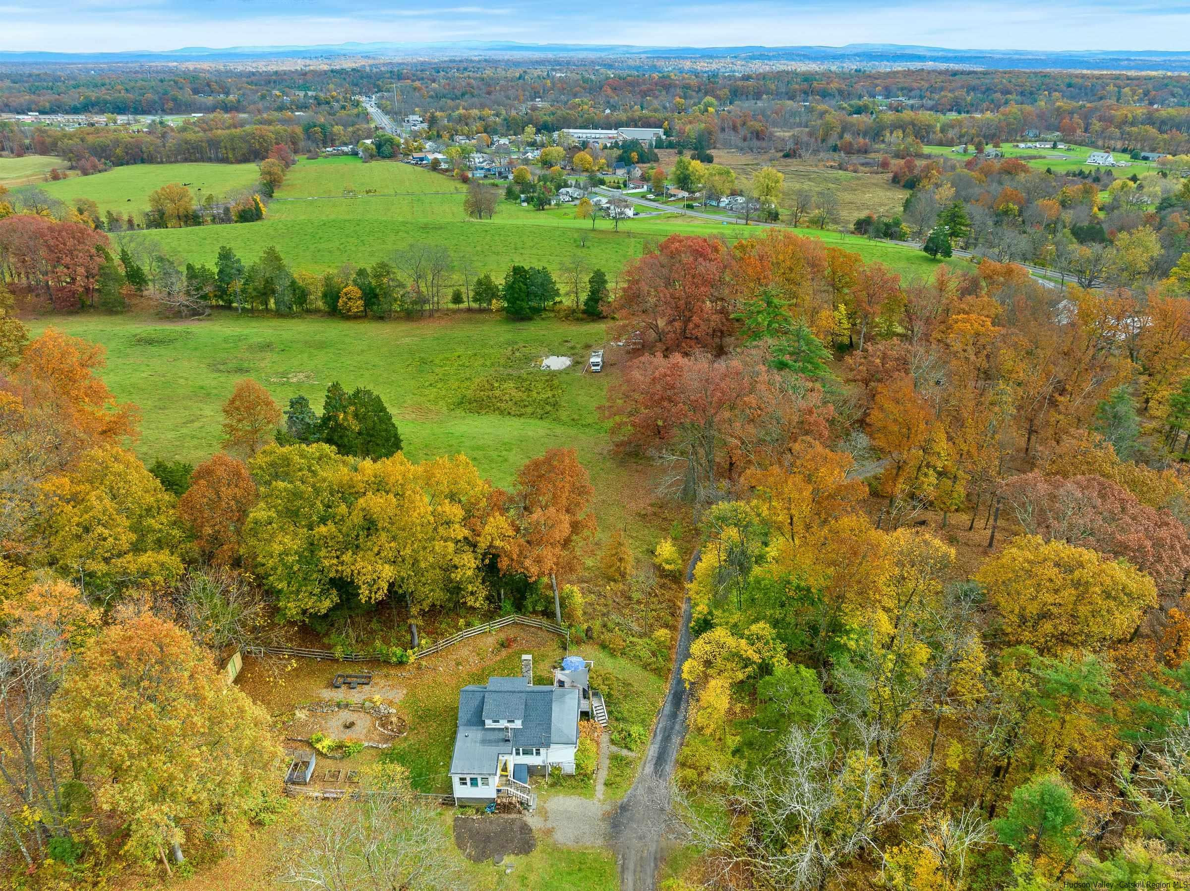 126 Old Rte 212 Saugerties, NY 12477 - Photo 3 of 28 Photo 3