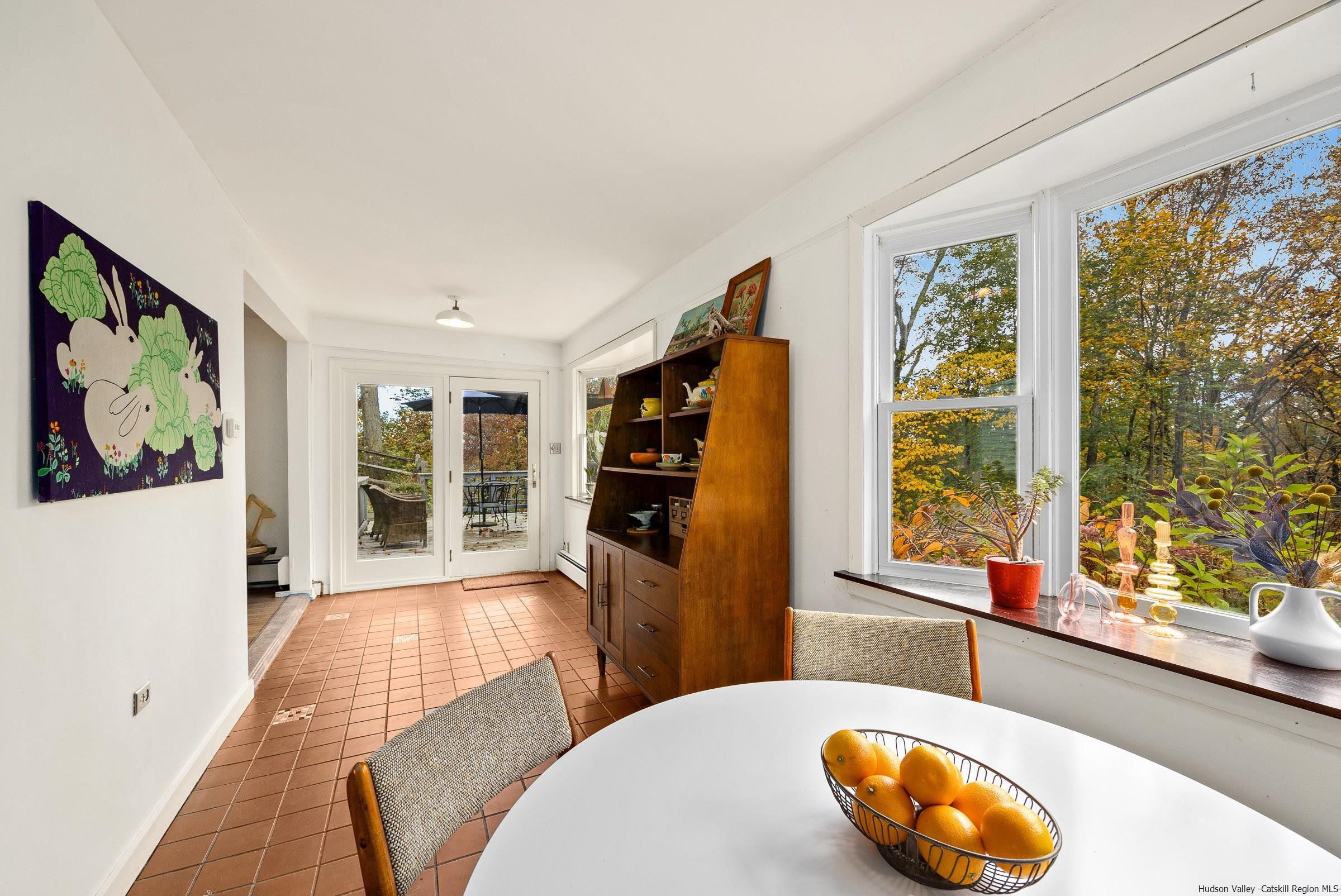 126 Old Rte 212 Saugerties, NY 12477 - Photo 7 of 28 Photo 7