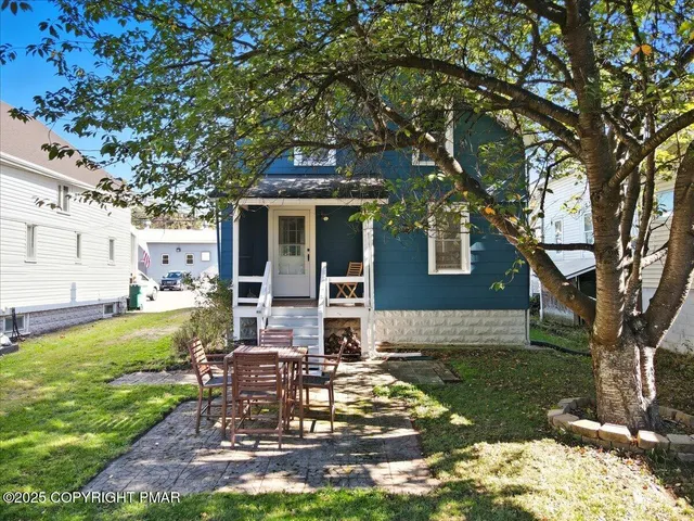 $230,000 | 179 King Street, East Stroudsburg, PA 18301