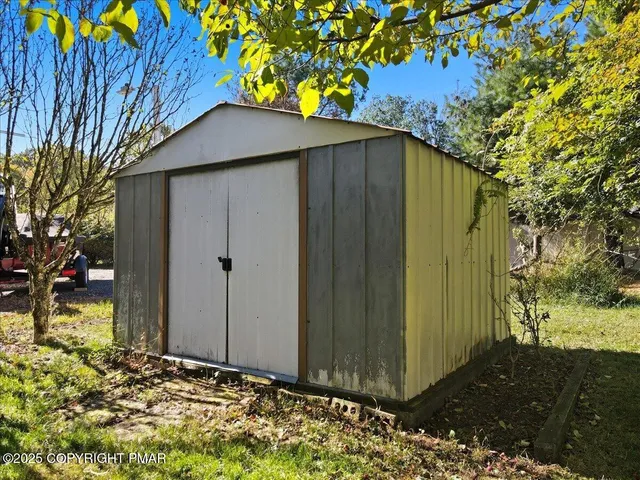 $230,000 | 179 King Street, East Stroudsburg, PA 18301