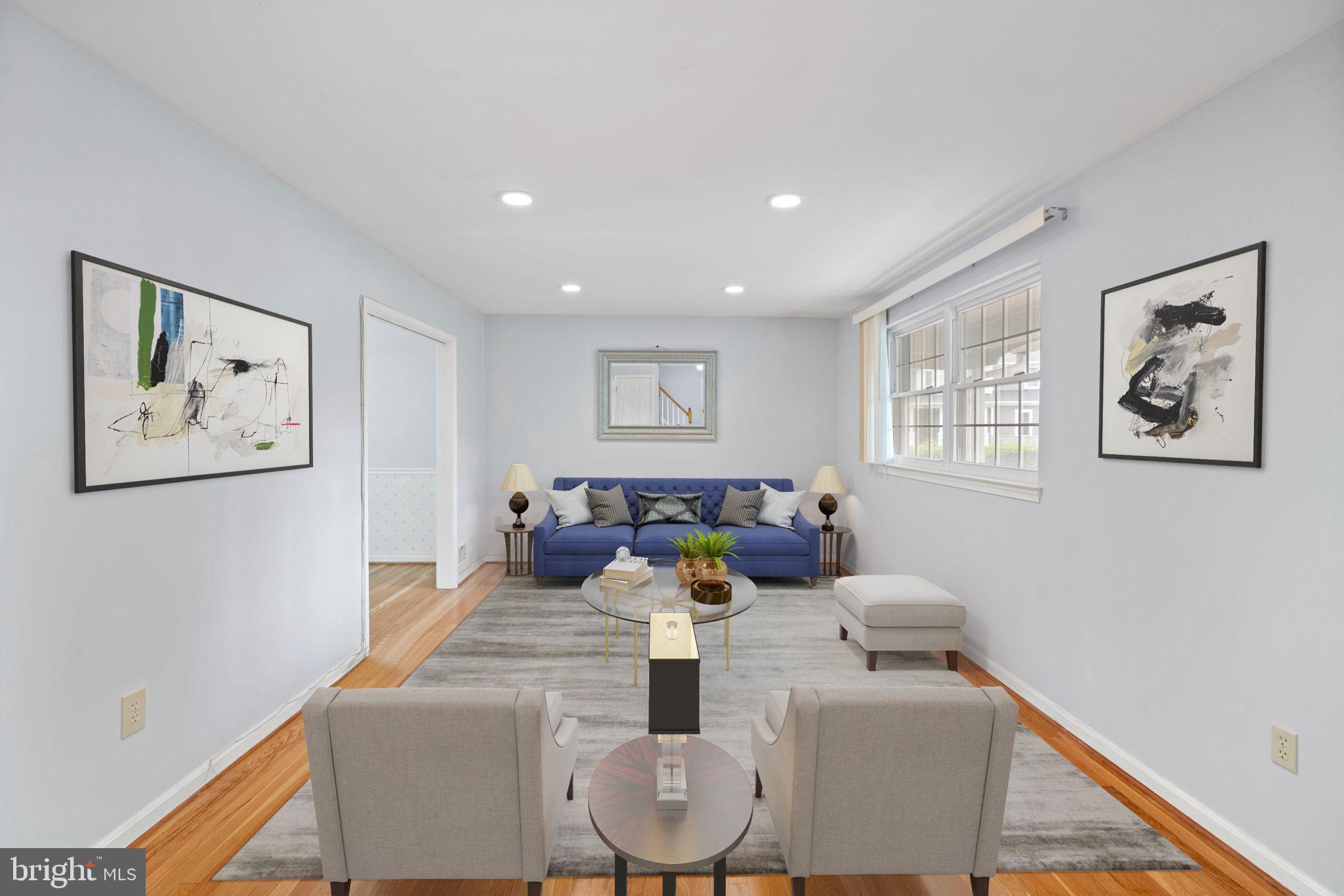 5615 Rolling Road Springfield, VA 22151 - Photo 4 of 56 Virtually staged Living Rm