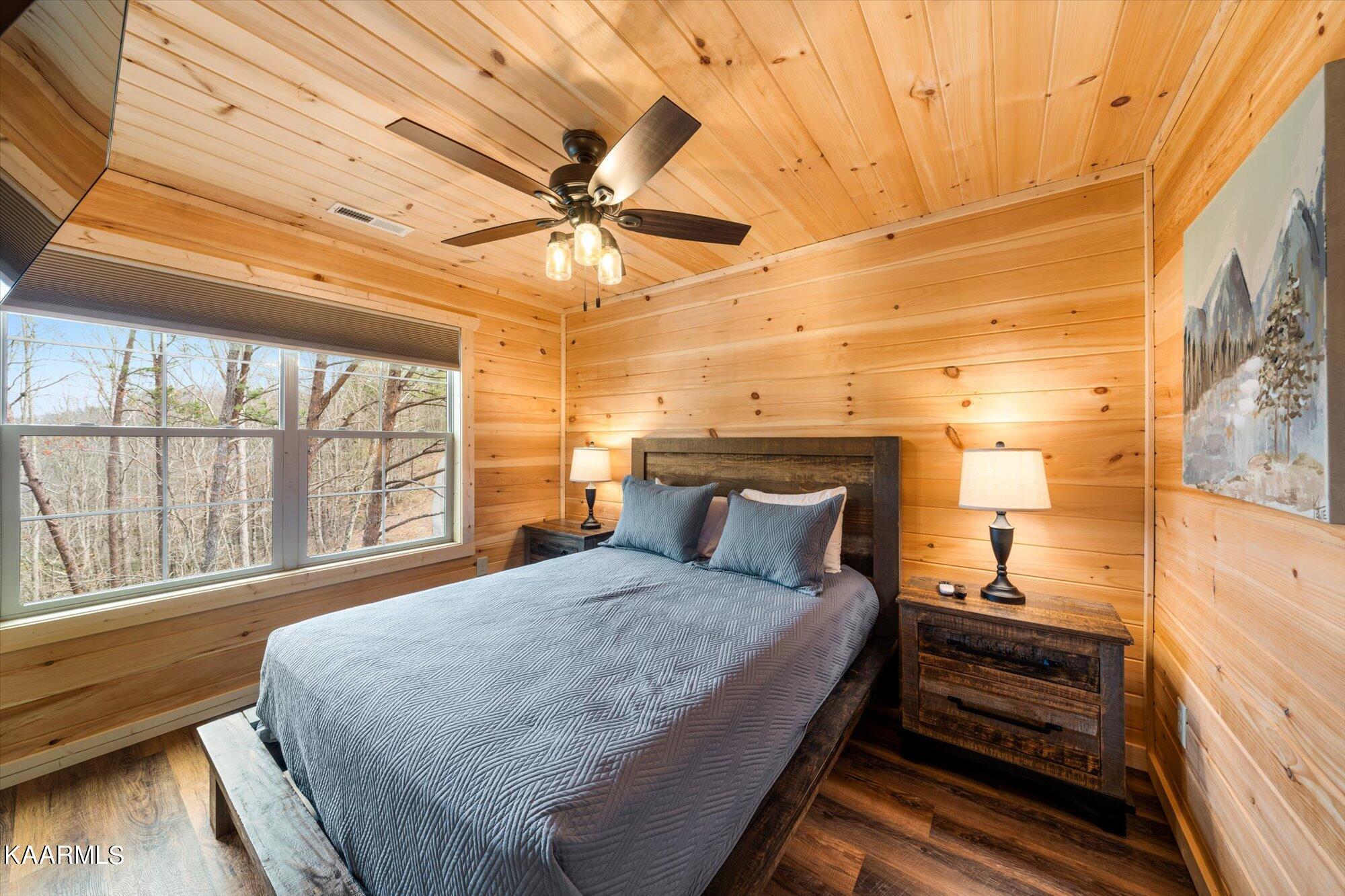 3541 Locust Ridge Road Sevierville, TN 37876 - Photo 18 of 33 18-3541-Locust-Ridge-Rd-Sevierville-TN-1