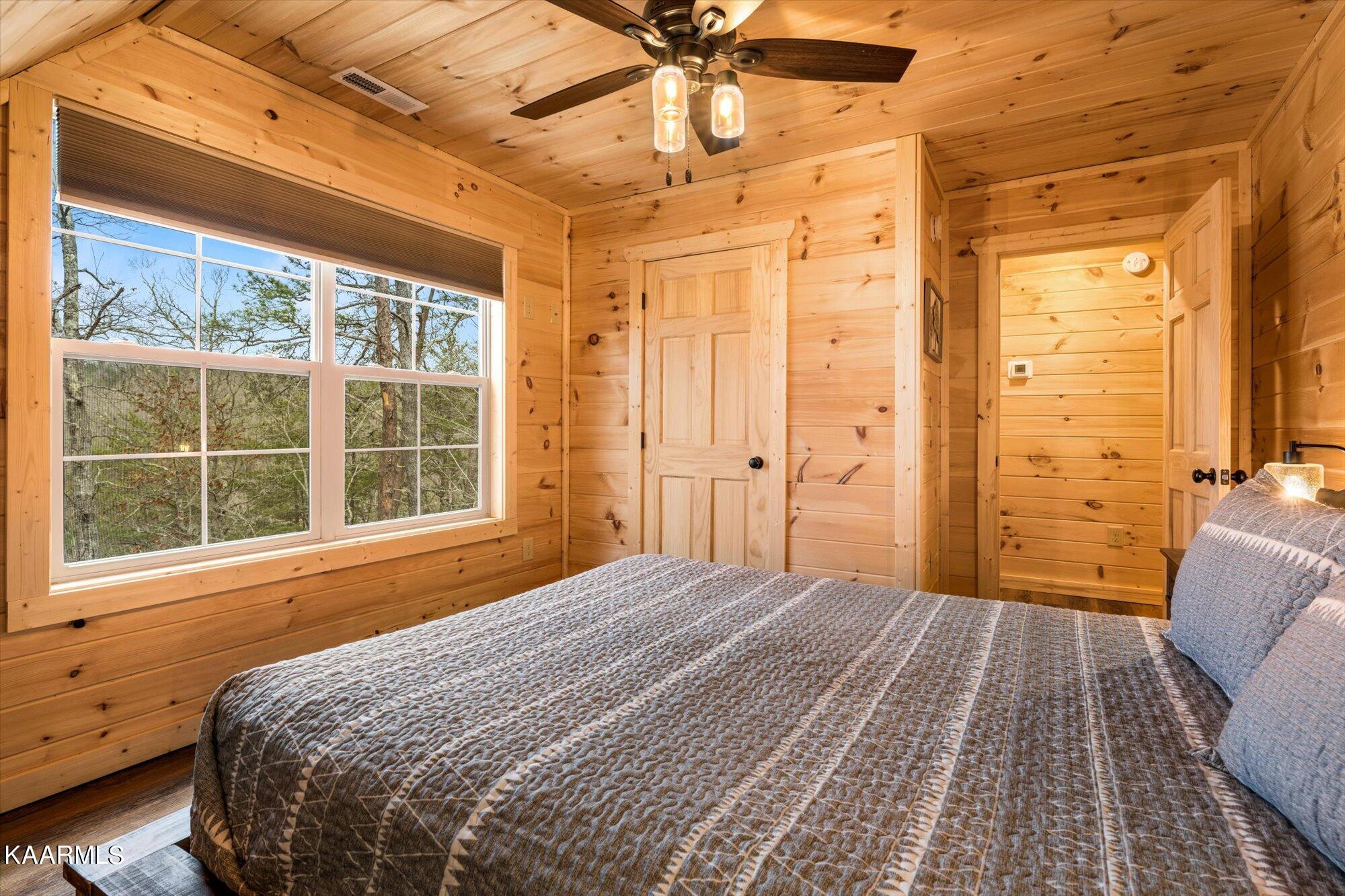 3541 Locust Ridge Road Sevierville, TN 37876 - Photo 20 of 33 20-3541-Locust-Ridge-Rd-Sevierville-TN-2