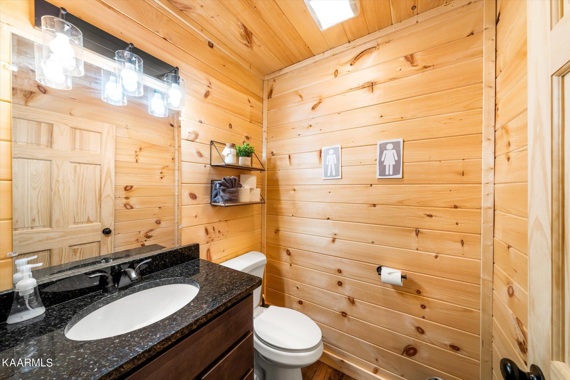 3541 Locust Ridge Road Sevierville, TN 37876 - Photo 24 of 33 24-3541-Locust-Ridge-Rd-Sevierville-TN-2