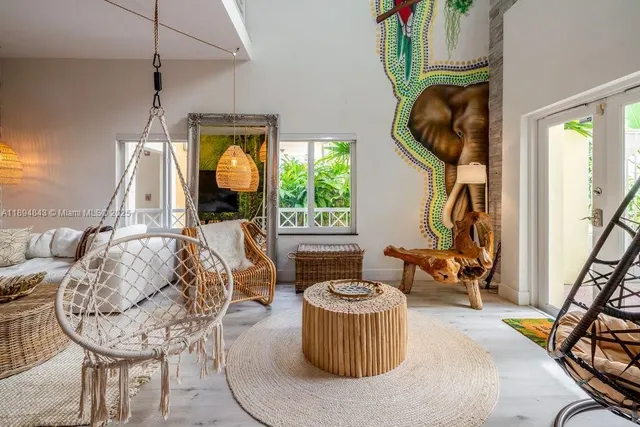 $9,950 | 100 Jefferson Avenue, Unit 10012, Miami Beach, FL 33139