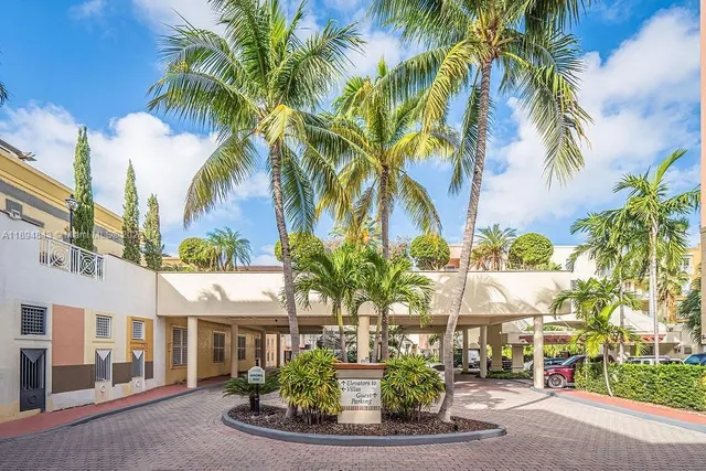 $9,950 | 100 Jefferson Avenue, Unit 10012, Miami Beach, FL 33139