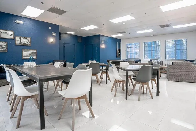 $9,950 | 100 Jefferson Avenue, Unit 10012, Miami Beach, FL 33139