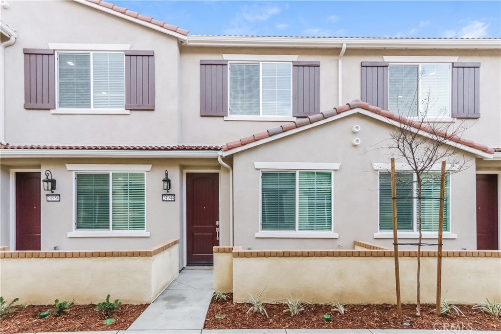 24944 Siempre Court Wildomar, CA 92595 - Photo 1 of 31 front view of a house with a window
