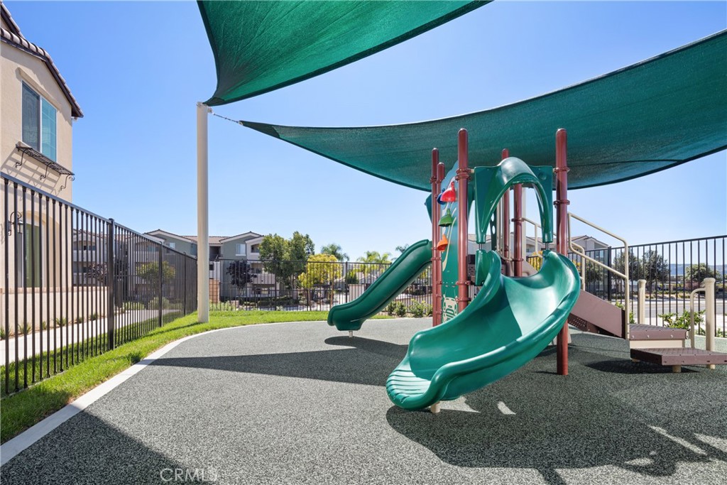 24944 Siempre Court Wildomar, CA 92595 - Photo 23 of 31 a view of outdoor space with seating
