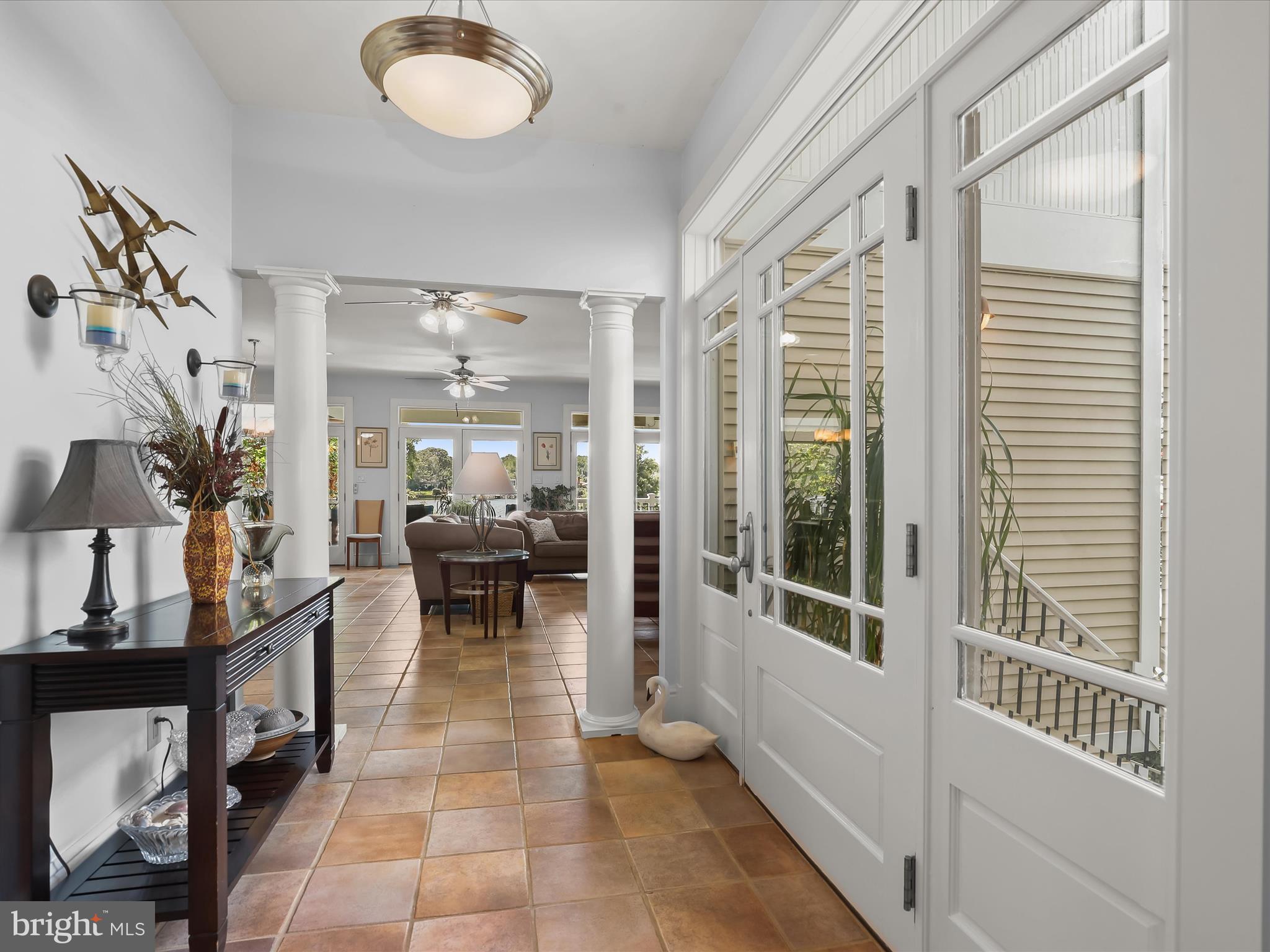 824 Seneca Park Road Baltimore, MD 21220 - Photo 21 of 70 Interior Main Entry