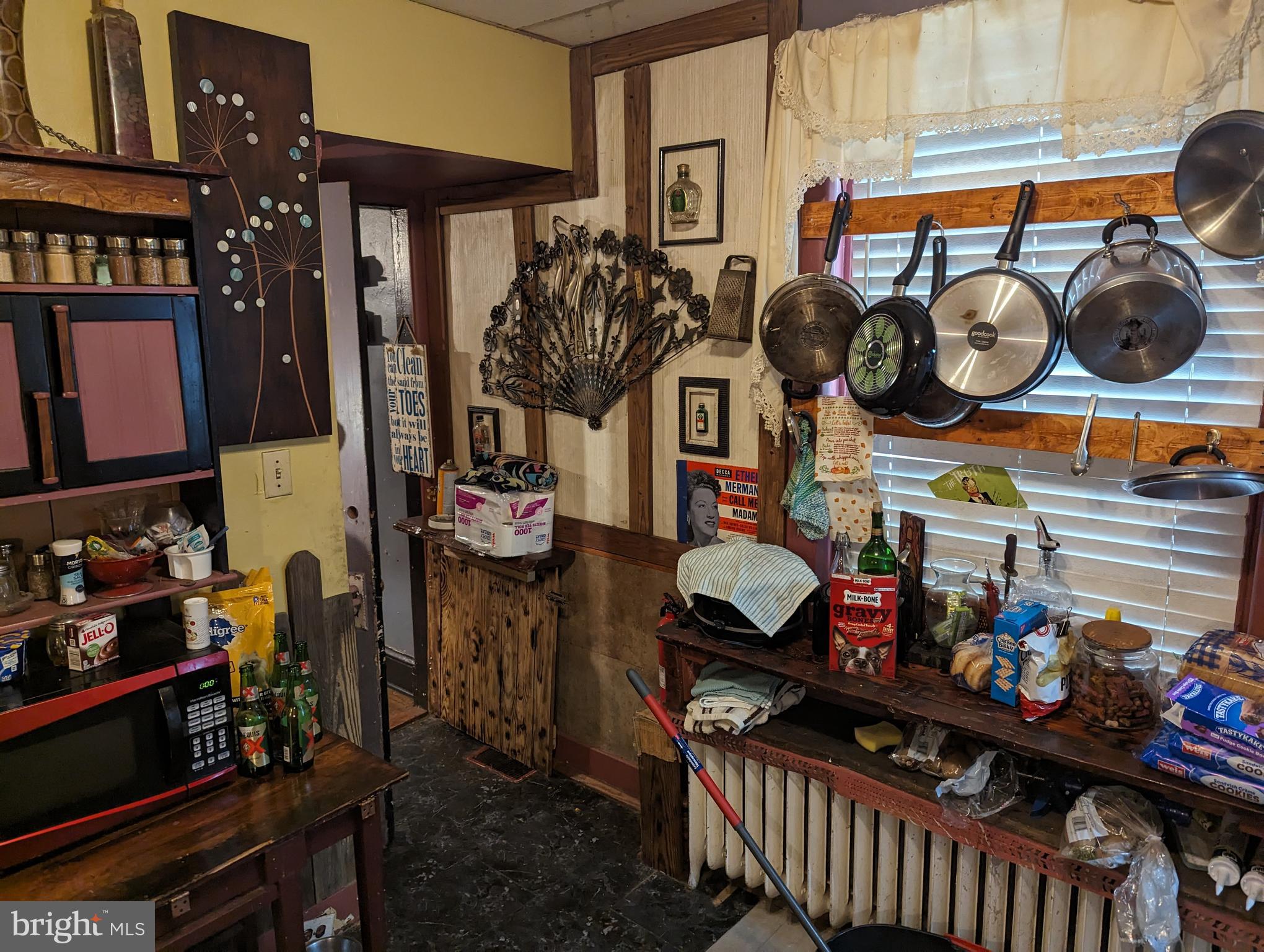 1504 Centre Avenue Reading, PA 19601 - Photo 3 of 7