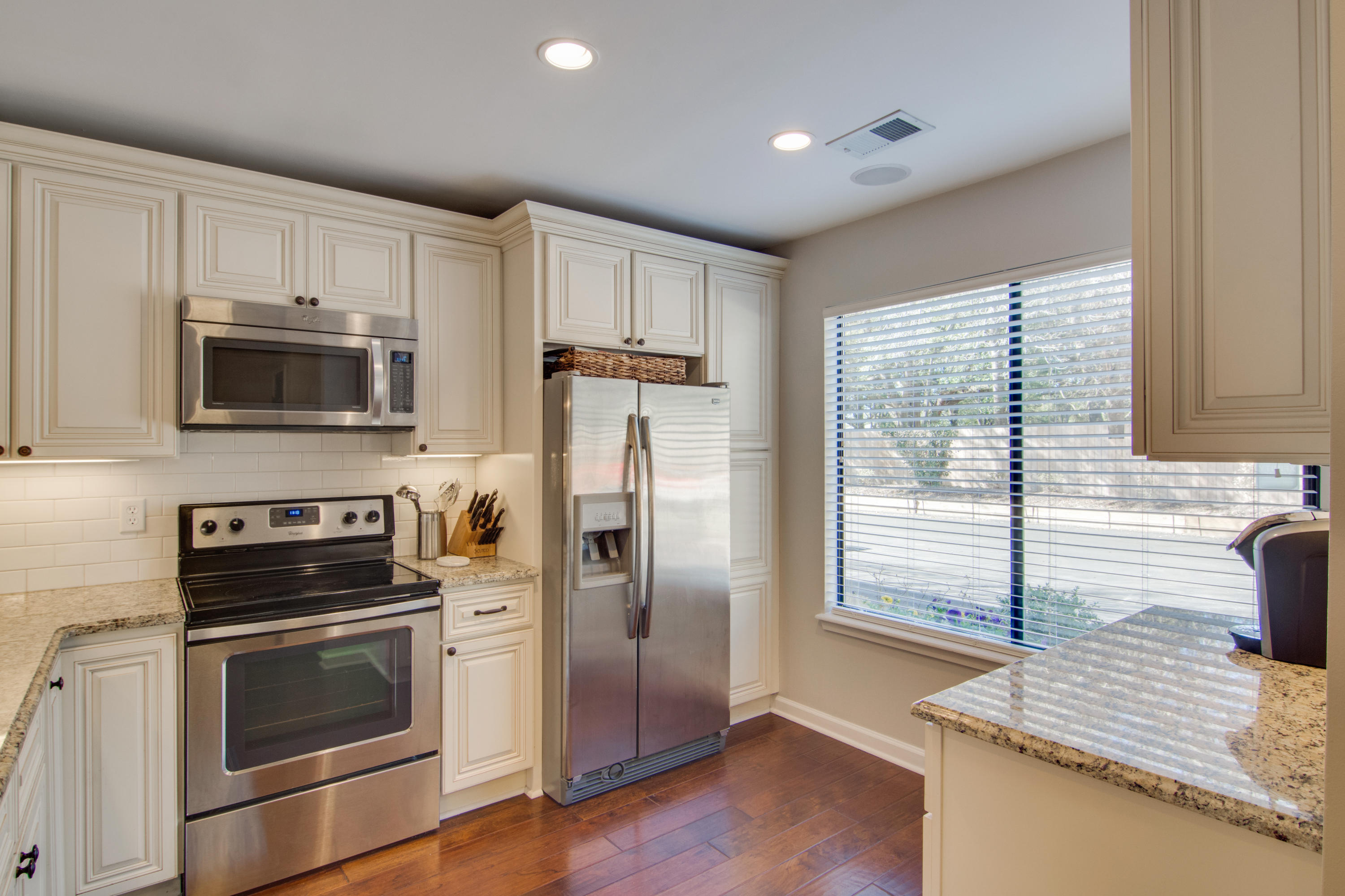 359 Spoonbill Lane, Unit A Mount Pleasant, SC 29464 - Photo 12 of 31 14