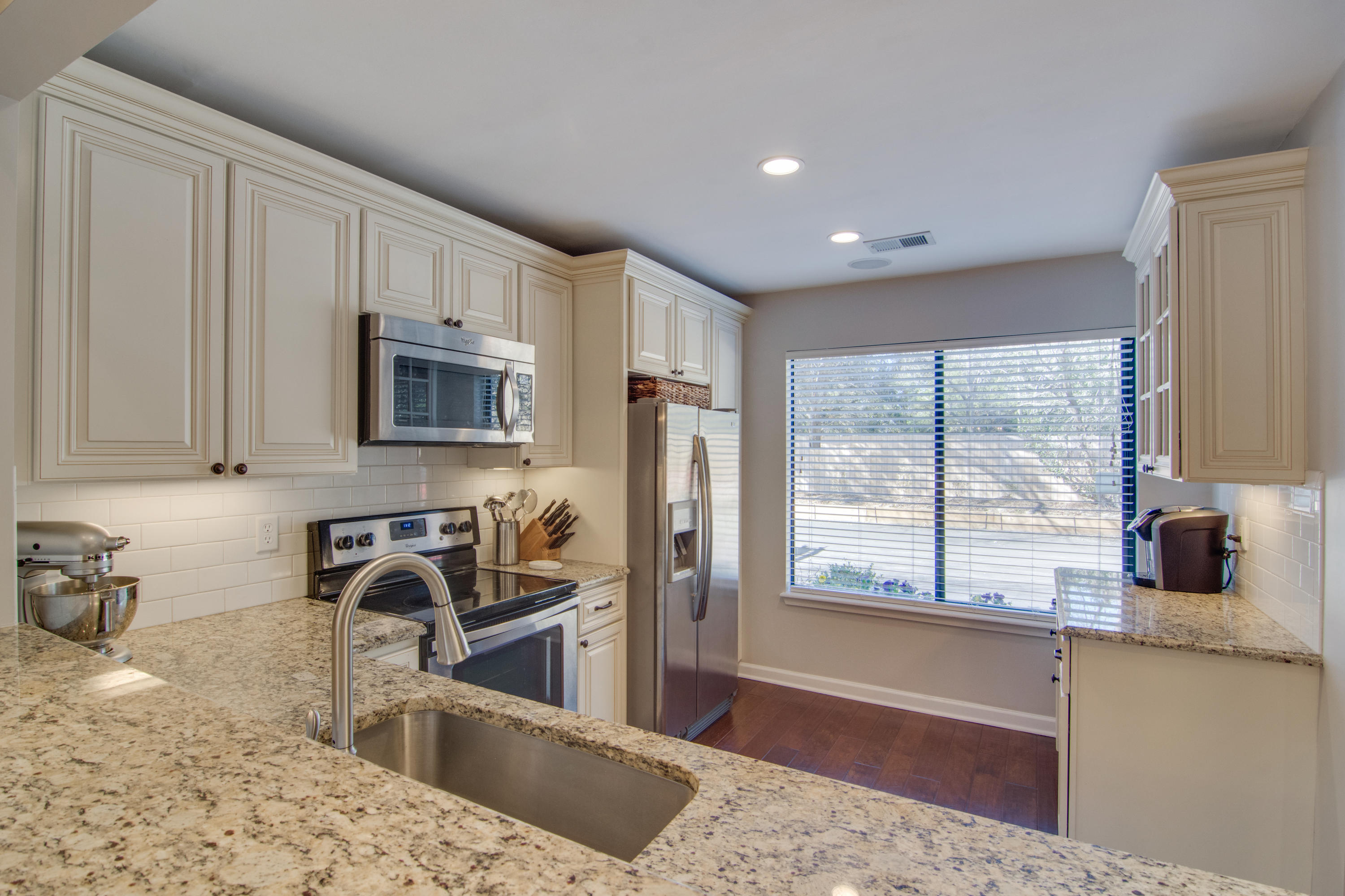 359 Spoonbill Lane, Unit A Mount Pleasant, SC 29464 - Photo 10 of 31 12