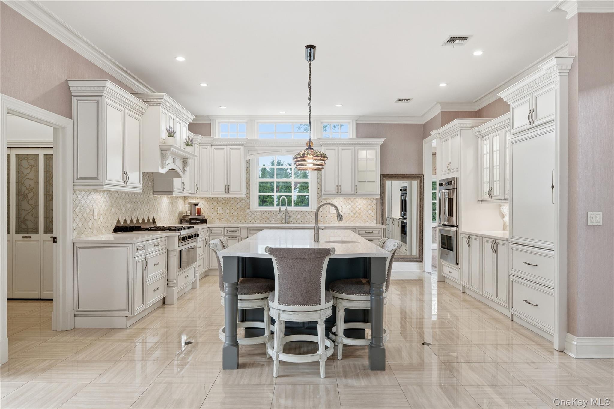 6 Sun Hill Road Nesconset, NY 11767 - Photo 4 of 48