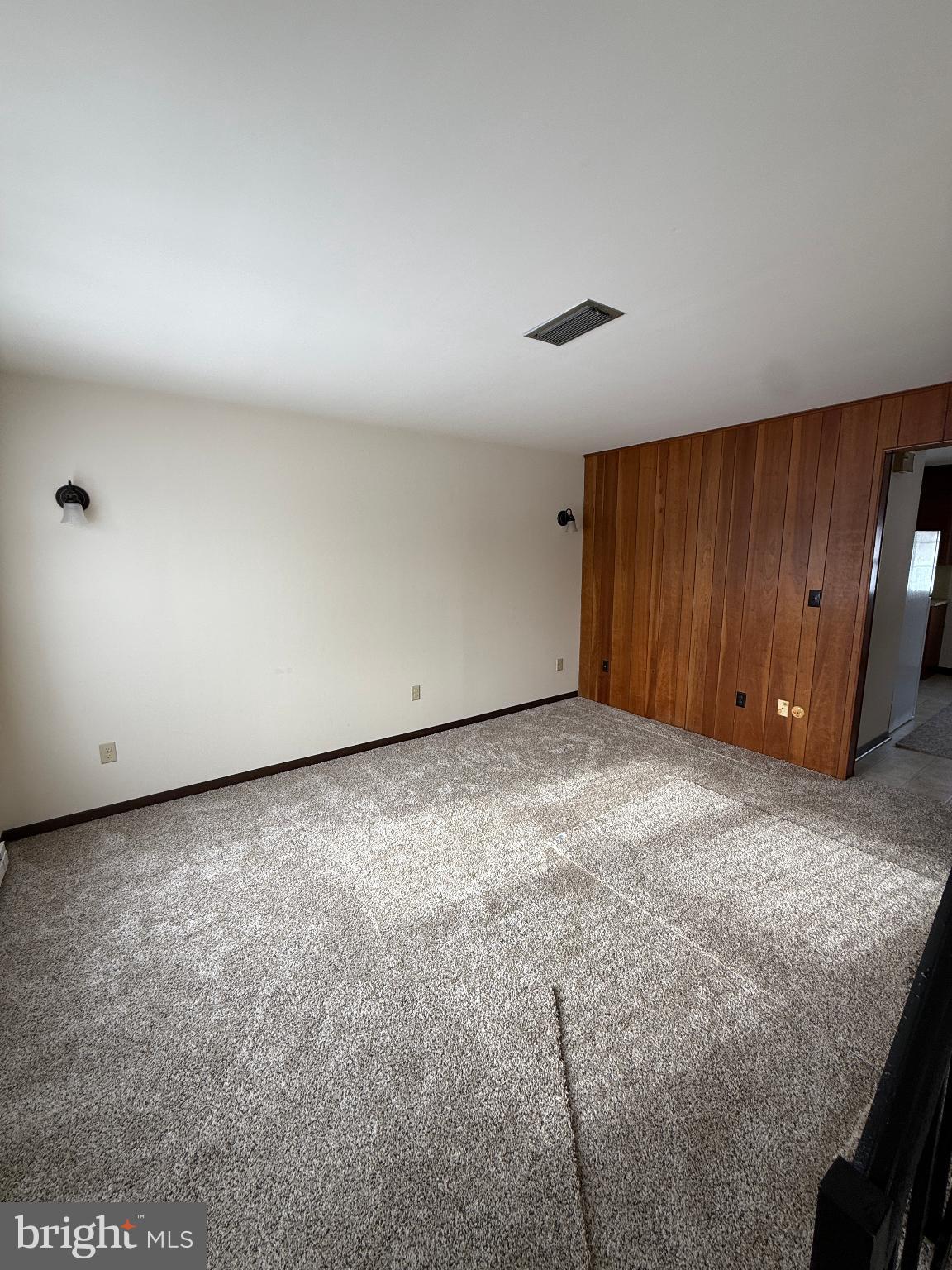 228 West 8th Street Waynesboro, PA 17268 - Photo 7 of 15 an empty room with a workbench