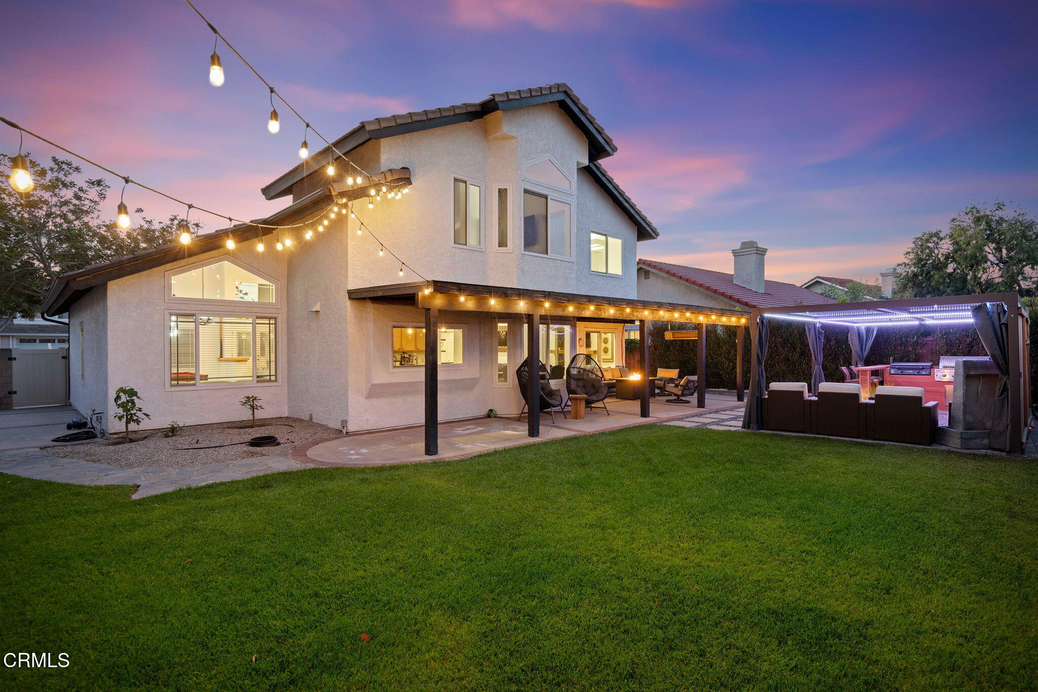 800 Coronado Place Oxnard, CA 93030 - Photo 29 of 43 04 - Rear View (Twilight)